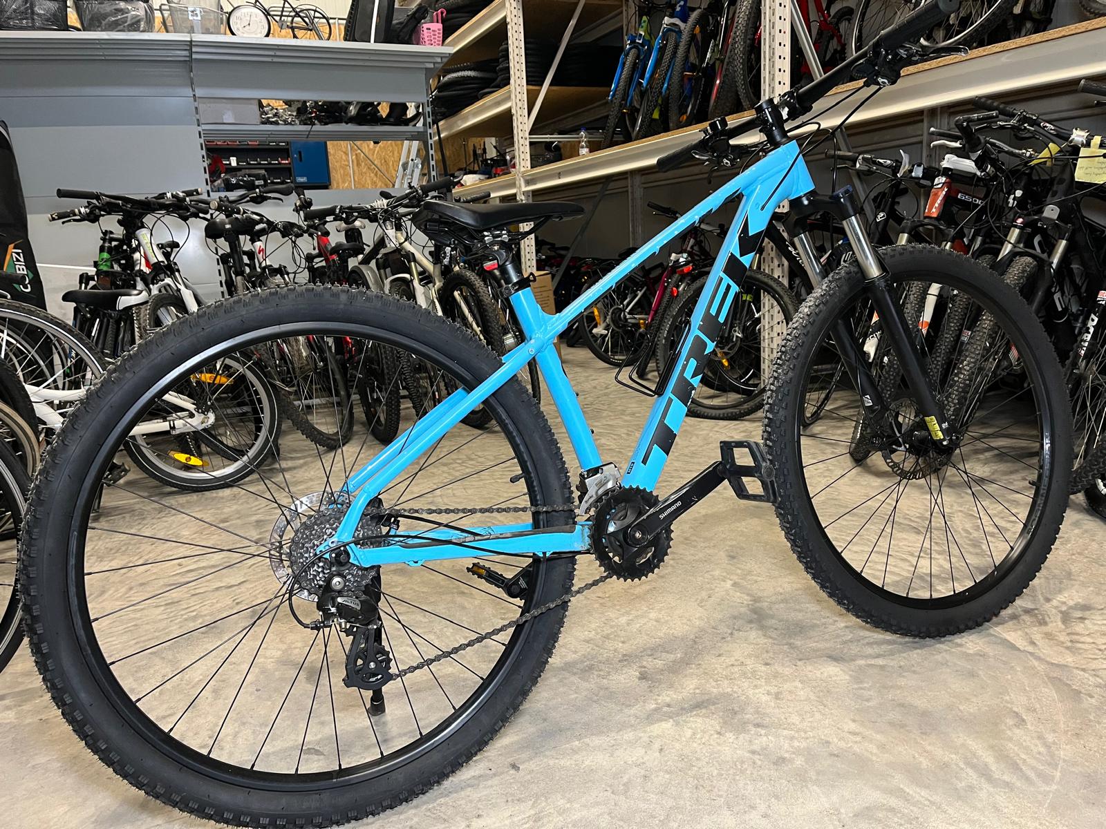 Trek Marlin 5 in 29 Zoll – Bild 4