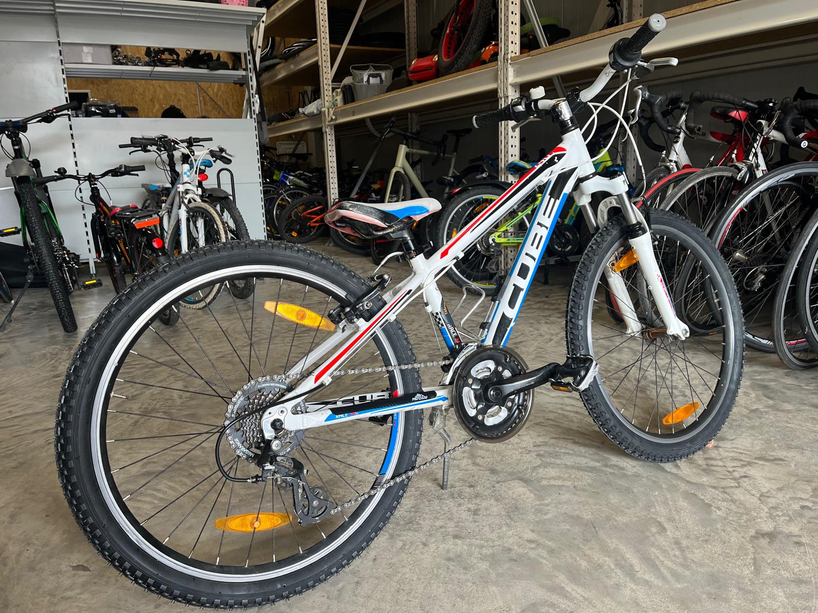 Cube Race 24 Zoll Weiß/Rot – Bild 2
