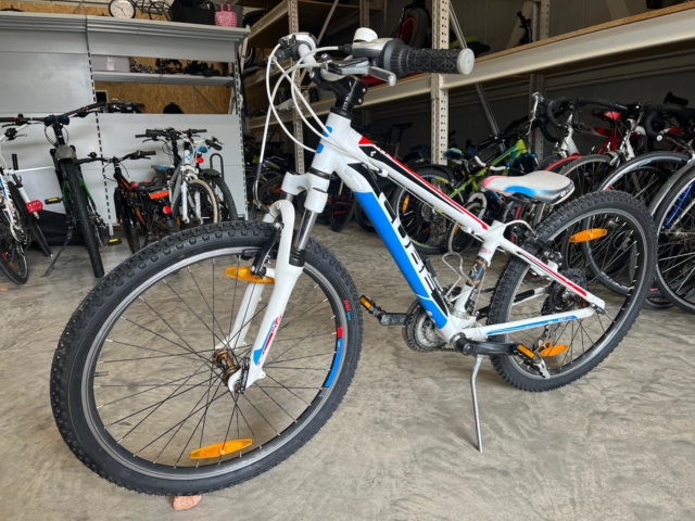Cube Race 24 Zoll Weiß/Rot